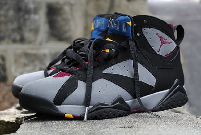 Nike Air Jordan 7 Bordeaux Shoes